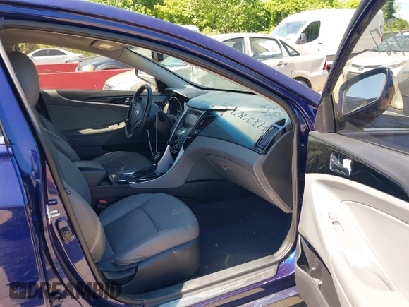 2012 Hyundai Sonata Limited z VIN 5NPEC4AC2CH382097, wystawiony jako IAAI lot #42276727 z przebiegiem 135 808 mil mil oraz . Historia ofert i sprzedaży dostępna na DreamBid. Obrazek 5.