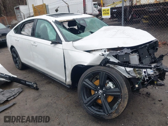 2025 Honda Accord Sport-L with VIN 1HGCY2F72SA008234, listed as a IAAI auction lot 41727980 with Not provided miles and . Bid and sale history available at DreamBid. Image 1.