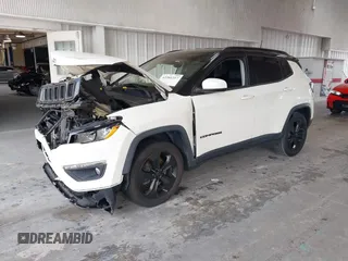 2018 Jeep Compass Latitude с VIN 3C4NJCBB1JT125077, выставлен на аукционе IAAI как лот 42381217 с пробегом 78 650 миль миль и . История ставок и продаж доступна на DreamBid. Изображение 2.