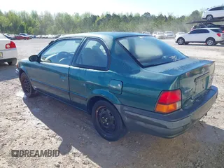 1997 Toyota Tercel CE z VIN JT2AC52L9V0210872, wystawiony jako IAAI lot #42003511 z przebiegiem 200 804 mil mil oraz . Historia ofert i sprzedaży dostępna na DreamBid. Obrazek 6.