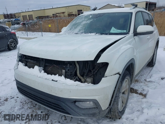 2018 Volkswagen Atlas SE z VIN 1V2LR2CA9JC543185, wystawiony jako IAAI lot #41293560 z przebiegiem 147 966 mil mil oraz . Historia ofert i sprzedaży dostępna na DreamBid. Obrazek 6.