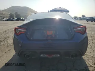 2020 Toyota 86 z VIN JF1ZNAA13L8753314, wystawiony jako Copart lot #55591815 z przebiegiem 62 196 mil mil oraz Szkoda całkowita • Salvage title. Historia ofert i sprzedaży dostępna na DreamBid. Obrazek 6.