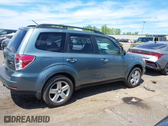 2010 Subaru Forester X Premium с VIN JF2SH6CC7AH732611, выставлен на аукционе IAAI как лот 42280071 с пробегом 171 177 миль миль и . История ставок и продаж доступна на DreamBid. Изображение 13.