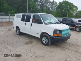 2005 Chevrolet Express Cargo z VIN 1GCGG25V451145263, wystawiony jako IAAI lot #42093657 z przebiegiem Nie podano mil oraz . Historia ofert i sprzedaży dostępna na DreamBid. Obrazek 1.