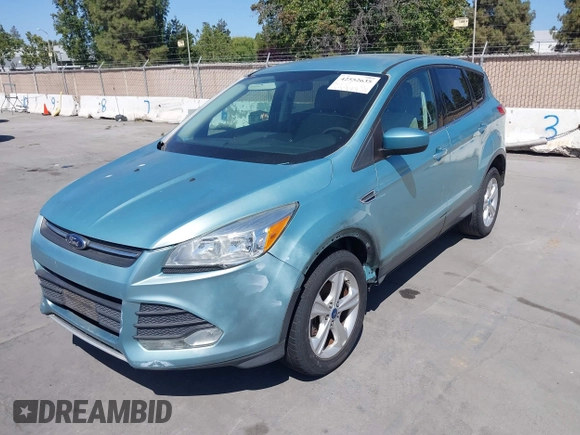 2013 Ford Escape SE z VIN 1FMCU0GX4DUC93738, wystawiony jako IAAI lot #42552635 z przebiegiem 167 729 mil mil oraz . Historia ofert i sprzedaży dostępna na DreamBid. Obrazek 6.