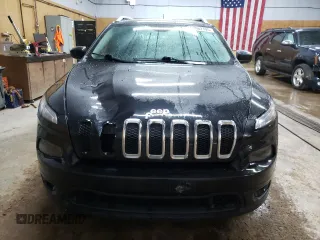 2015 Jeep Cherokee Latitude with VIN 1C4PJLCB8FW622135, listed as a Copart auction lot 53962195 with 119,793 mi miles and Clean Title. Bid and sale history available at carsss.com. Image 5.