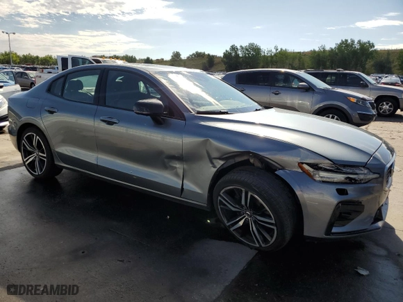 2019 Volvo S60 R-Design with VIN 7JRA22TM1KG018429, listed as a Copart auction lot 66115384 with 61,225 mi miles and Salvage Title. Bid and sale history available at carsss.com. Image 4.