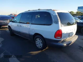 1996 Dodge Grand Caravan with VIN 1B4GP54R7TB387779, listed as a IAAI auction lot 41145400 with 175,662 mi miles and . Bid and sale history available at DreamBid. Image 3.