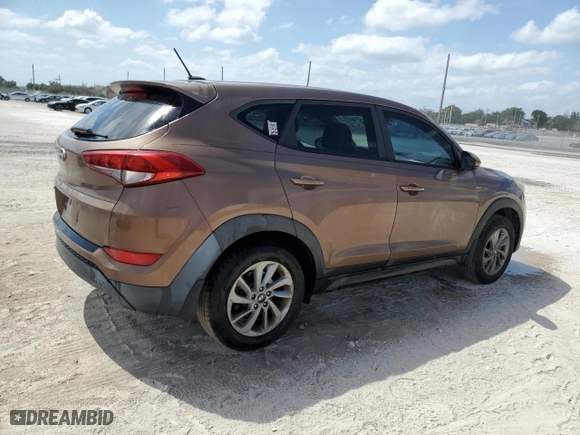 2016 Hyundai Tucson SE with VIN KM8J23A45GU141677, listed as a Copart auction lot 54497625 with 144,018 mi miles and Clean Title. Bid and sale history available at carsss.com. Image 3.