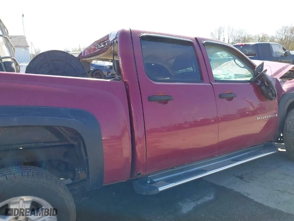 2007 Chevrolet Silverado 1500 LT w/2LT with VIN 2GCEK13M471515375, listed as a IAAI auction lot 41570168 with NaN miles. Bid and sale history available at carsss.com. Image 13.