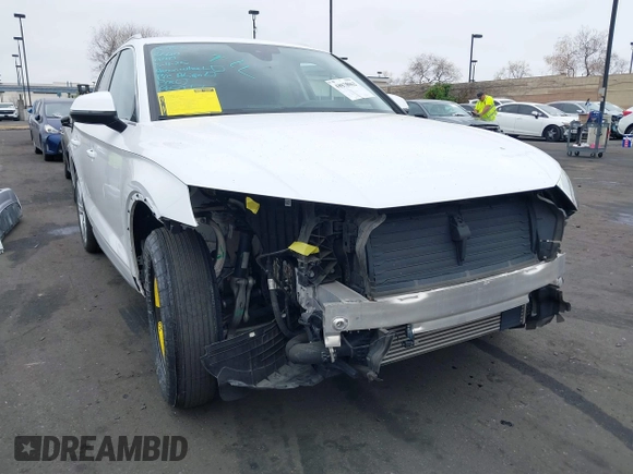 2018 Audi Q5 Premium Plus with VIN WA1BNAFY9J2205989, listed as a IAAI auction lot 41838062 with 60,777 mi miles. Bid and sale history available at carsss.com. Image 6.