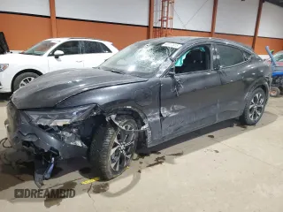 2022 Ford Mustang Mach-E Premium с VIN 3FMTK3SU6NMA63757, выставлен на аукционе Copart как лот 43117615 с пробегом Не указан миль и Списание • Salvage title. История ставок и продаж доступна на DreamBid. Изображение 1.
