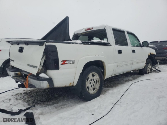 2004 Chevrolet Silverado 1500 Crew Cab LS with VIN 2GCEK13T341332990, listed as a Copart auction lot 41671515 with 218,496 mi miles and Clean Title. Bid and sale history available at carsss.com. Image 3.