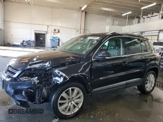 2013 Volkswagen Tiguan SE z VIN WVGBV7AX9DW529234, wystawiony jako Copart lot #41610635 z przebiegiem 130 566 mil mil oraz Szkoda całkowita • Salvage title. Historia ofert i sprzedaży dostępna na DreamBid. Obrazek 1.