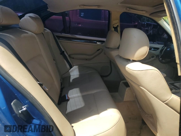 2003 BMW 3 Series 325i with VIN WBAEV33443KL59395, listed as a Copart auction lot 53683815 with 255,171 mi miles and Non Repairable. Bid and sale history available at DreamBid. Image 10.