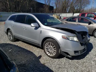 2011 Lincoln MKT with VIN 2LMHJ5AR4BBJ50348, listed as a Copart auction lot 52296835 with Not Provided miles and Clean Title. Bid and sale history available at DreamBid. Image 4.