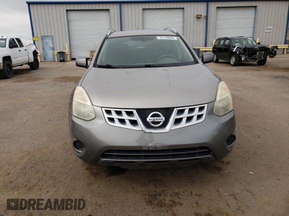 2011 Nissan Rogue SV z VIN JN8AS5MT9BW161225, wystawiony jako Copart lot #55795695 z przebiegiem 132 670 mil mil oraz Szkoda całkowita • Salvage title. Historia ofert i sprzedaży dostępna na DreamBid. Obrazek 5.