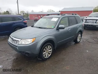 2012 Subaru Forester 2.5X Premium with VIN JF2SHADC3CH401819, listed as a IAAI auction lot 41931522 with 183,127 mi miles. Bid and sale history available at carsss.com. Image 17.