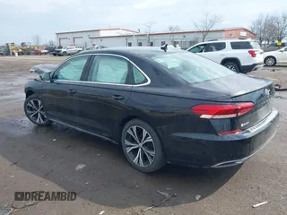 2021 Volkswagen Passat SE z VIN 1VWSA7A36MC014185, wystawiony jako IAAI lot #41915701 z przebiegiem 175 043 mil mil oraz . Historia ofert i sprzedaży dostępna na DreamBid. Obrazek 3.