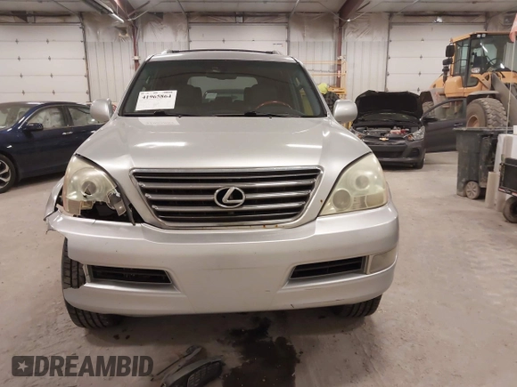 2008 Lexus GX 470 with VIN JTJBT20X480157631, listed as a IAAI auction lot 41965864 with 238,660 mi miles. Bid and sale history available at carsss.com. Image 12.