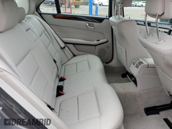 2015 Mercedes-Benz E 350 Sport z VIN WDDHF5KB5FB098877, wystawiony jako Copart lot #56372875 z przebiegiem 27 569 mil mil oraz Szkoda całkowita • Salvage title. Historia ofert i sprzedaży dostępna na DreamBid. Obrazek 10.
