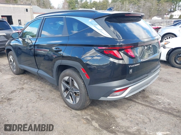 2025 Hyundai Tucson SEL with VIN 3KMJBCDE1SE002692, listed as a IAAI auction lot 41882287 with 5,774 mi miles and . Bid and sale history available at carsss.com. Image 3.