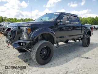2019 Ford F-250 XL z VIN 1FT7W2BT0KEE43531, wystawiony jako Copart lot #56551745 z przebiegiem 49 322 mil mil oraz Szkoda całkowita • Salvage title. Historia ofert i sprzedaży dostępna na DreamBid. Obrazek 1.