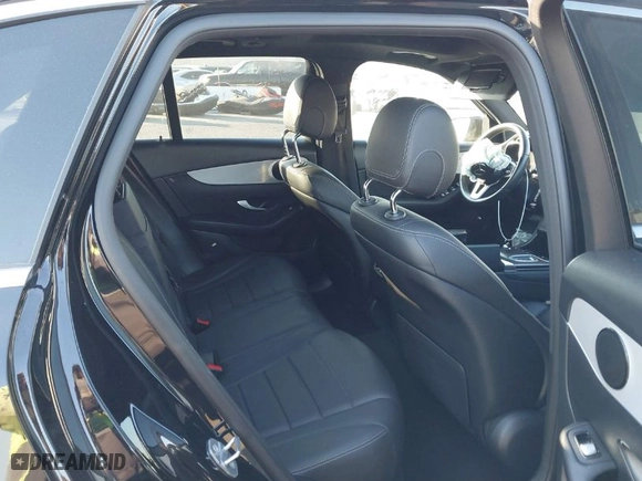 2020 Mercedes-Benz GLC with VIN W1N0G8DB8LF768664, listed as a IAAI auction lot 41306145 with 71,497 mi miles. Bid and sale history available at carsss.com. Image 8.