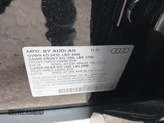 2025 Audi Q5 S line Premium Plus with VIN WA1EAAFY2S2035114, listed as a IAAI auction lot 42001102 with 778 mi miles and . Bid and sale history available at DreamBid. Image 9.