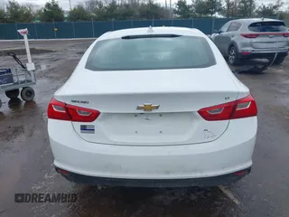 2018 Chevrolet Malibu LT with VIN 1G1ZD5ST0JF100011, listed as a IAAI auction lot 41738471 with 130,000 mi miles. Bid and sale history available at carsss.com. Image 16.