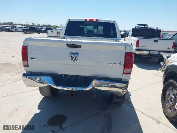 2015 Ram 2500 Big Horn with VIN 3C6TR5DT9FG584320, listed as a IAAI auction lot 41844435 with 214,600 mi miles. Bid and sale history available at carsss.com. Image 16.