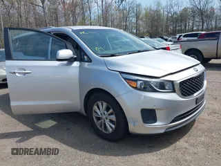 2017 Kia Sedona LX with VIN KNDMB5C17H6292641, listed as a IAAI auction lot 42010175 with 95,247 mi miles. Bid and sale history available at carsss.com. Image 1.