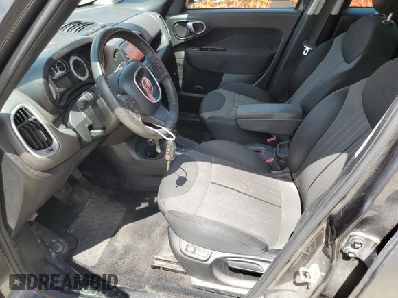 2017 FIAT 500L Pop with VIN ZFBCFAAH4HZ039657, listed as a Copart auction lot 61159735 with 115,001 mi miles and Salvage title. Bid and sale history available at DreamBid. Image 7.