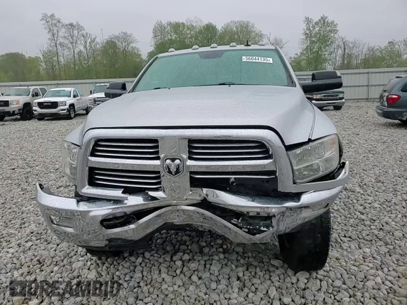 2018 Ram 2500 Big Horn z VIN 3C6UR5DLXJG333139, wystawiony jako Copart lot #56044135 z przebiegiem 105 500 mil mil oraz Szkoda całkowita • Salvage title. Historia ofert i sprzedaży dostępna na DreamBid. Obrazek 14.