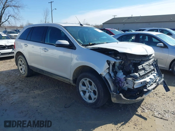 2013 Ford Edge SEL with VIN 2FMDK4JC9DBC64071, listed as a IAAI auction lot 41864334 with 104,942 mi miles. Bid and sale history available at carsss.com. Image 1.