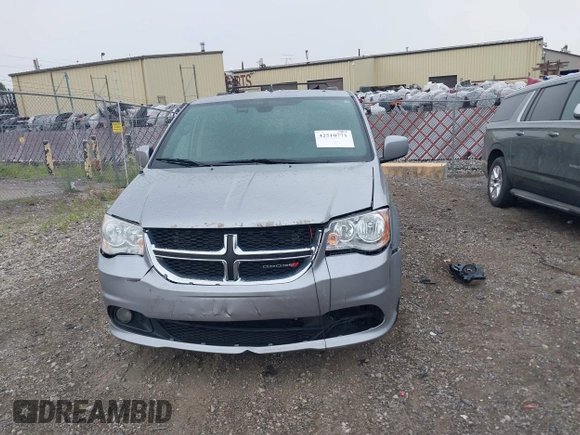2018 Dodge Grand Caravan SXT z VIN 2C4RDGCG7JR301434, wystawiony jako IAAI lot #42510771 z przebiegiem 270 524 mil mil oraz . Historia ofert i sprzedaży dostępna na DreamBid. Obrazek 12.