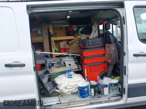 2021 Ford Transit Cargo z VIN 1FTYE1Y86MKA71783, wystawiony jako IAAI lot #42183454 z przebiegiem 53 405 mil mil oraz . Historia ofert i sprzedaży dostępna na DreamBid. Obrazek 8.