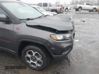 2022 Jeep Compass Trailhawk with VIN 3C4NJDDB5NT162979, listed as a IAAI auction lot 41535004 with 22,354 mi miles and . Bid and sale history available at DreamBid. Image 18.