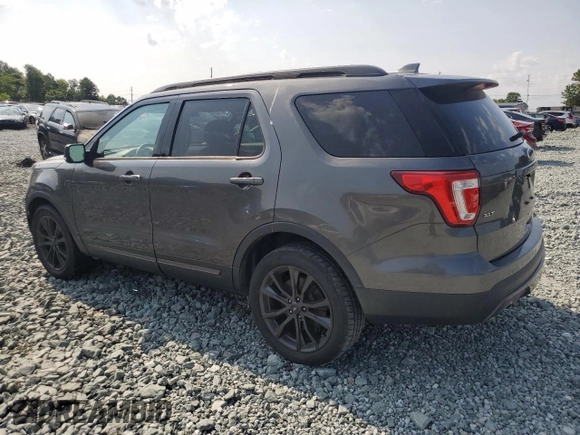 2017 Ford Explorer XLT с VIN 1FM5K8D8XHGD33836, выставлен на аукционе Copart как лот 57599405 с пробегом 125 215 миль миль и Списание • Salvage title. История ставок и продаж доступна на DreamBid. Изображение 2.