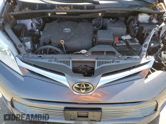 2020 Toyota Sienna XLE Auto Access Seat с VIN 5TDYZ3DC7LS087170, выставлен на аукционе Copart как лот 57045205 с пробегом 46 243 миль миль и Списание • Salvage title. История ставок и продаж доступна на DreamBid. Изображение 12.
