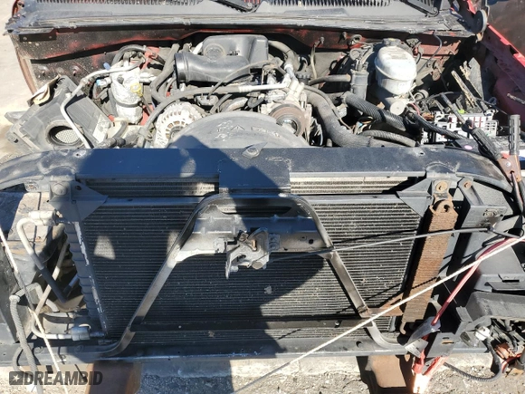2003 Chevrolet Silverado 1500 LS with VIN 2GCEC19X031294902, listed as a Copart auction lot 74878674 with 194,462 mi miles and Salvage Title. Bid and sale history available at carsss.com. Image 12.