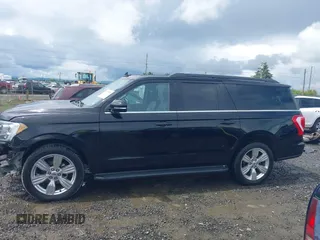 2018 Ford Expedition Max XLT z VIN 1FMJK1JT7JEA25930, wystawiony jako IAAI lot #42207776 z przebiegiem 135 184 mil mil oraz . Historia ofert i sprzedaży dostępna na DreamBid. Obrazek 15.