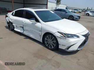 2021 Lexus ES 300h with VIN 58ADA1C13MU004345, listed as a IAAI auction lot 42736619 with 65,045 mi miles and . Bid and sale history available at DreamBid. Image 1.
