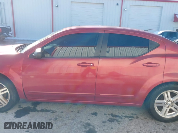 2008 Dodge Avenger SXT z VIN 1B3LC56K38N183131, wystawiony jako IAAI lot #41581124 z przebiegiem 209 686 mil mil oraz . Historia ofert i sprzedaży dostępna na DreamBid. Obrazek 14.