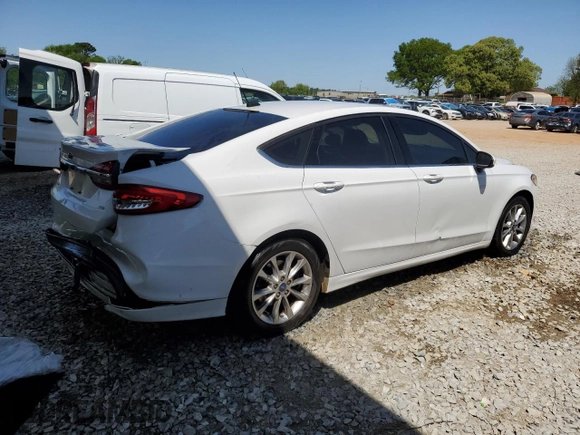 2017 Ford Fusion SE with VIN 3FA6P0H74HR391808, listed as a Copart auction lot 52087195 with 257,955 mi miles and Salvage title. Bid and sale history available at DreamBid. Image 3.