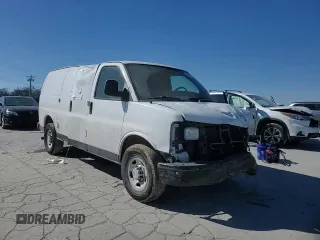 2013 Chevrolet Express Cargo z VIN 1GCWGFBA3D1141367, wystawiony jako Copart lot #46485055 z przebiegiem 338 309 mil mil oraz Czysty tytuł • Clean title. Historia ofert i sprzedaży dostępna na DreamBid. Obrazek 12.