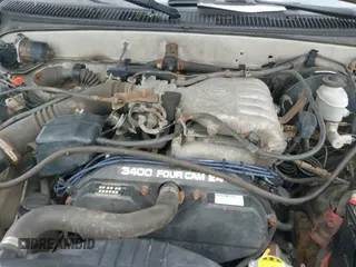 2001 Toyota Tacoma с VIN 5TEWN72N81Z821071, выставлен на аукционе IAAI как лот 42090559 с пробегом 267 702 миль миль и . История ставок и продаж доступна на DreamBid. Изображение 13.