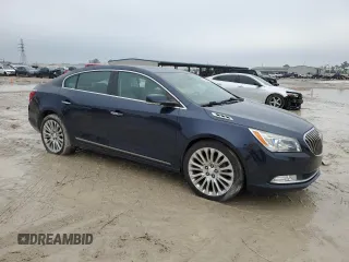 2016 Buick LaCrosse Premium II with VIN 1G4GF5G31GF160644, listed as a Copart auction lot 43290185 with 205,165 mi miles and Clean Title. Bid and sale history available at carsss.com. Image 4.