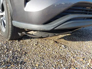 2024 Toyota Highlander LE z VIN 5TDKDRAH0RS528587, wystawiony jako IAAI lot #42002196 z przebiegiem 9 363 mil mil oraz . Historia ofert i sprzedaży dostępna na DreamBid. Obrazek 17.