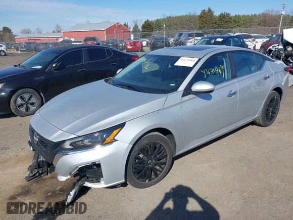2025 Nissan Altima SV with VIN 1N4BL4DW9SN361566, listed as a IAAI auction lot 41675964 with 1,070 mi miles and . Bid and sale history available at DreamBid. Image 17.